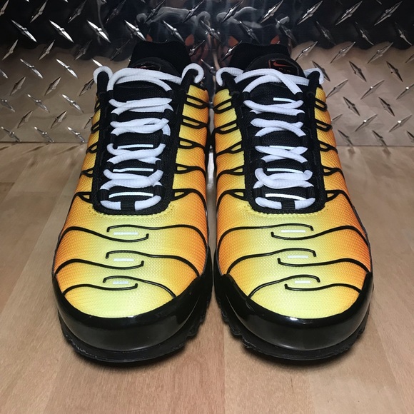 Nike Air Max Plus ‘Tiger’ - Picture 3 of 8